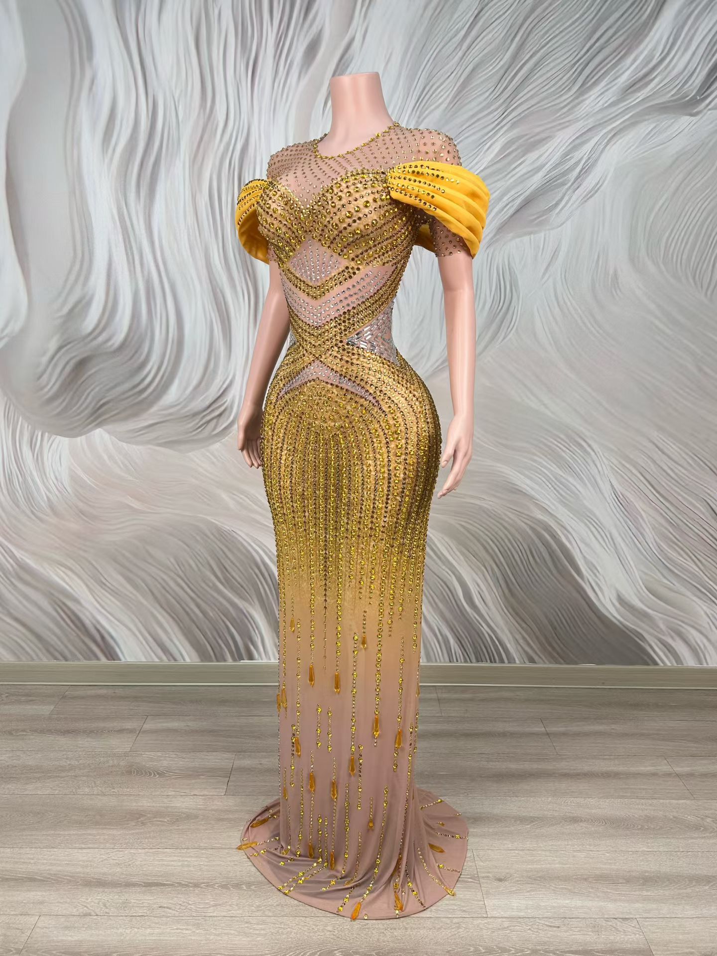 Formal Floor-length Dress Wome - огляд і ціна Women Formal Wear Photoshoot