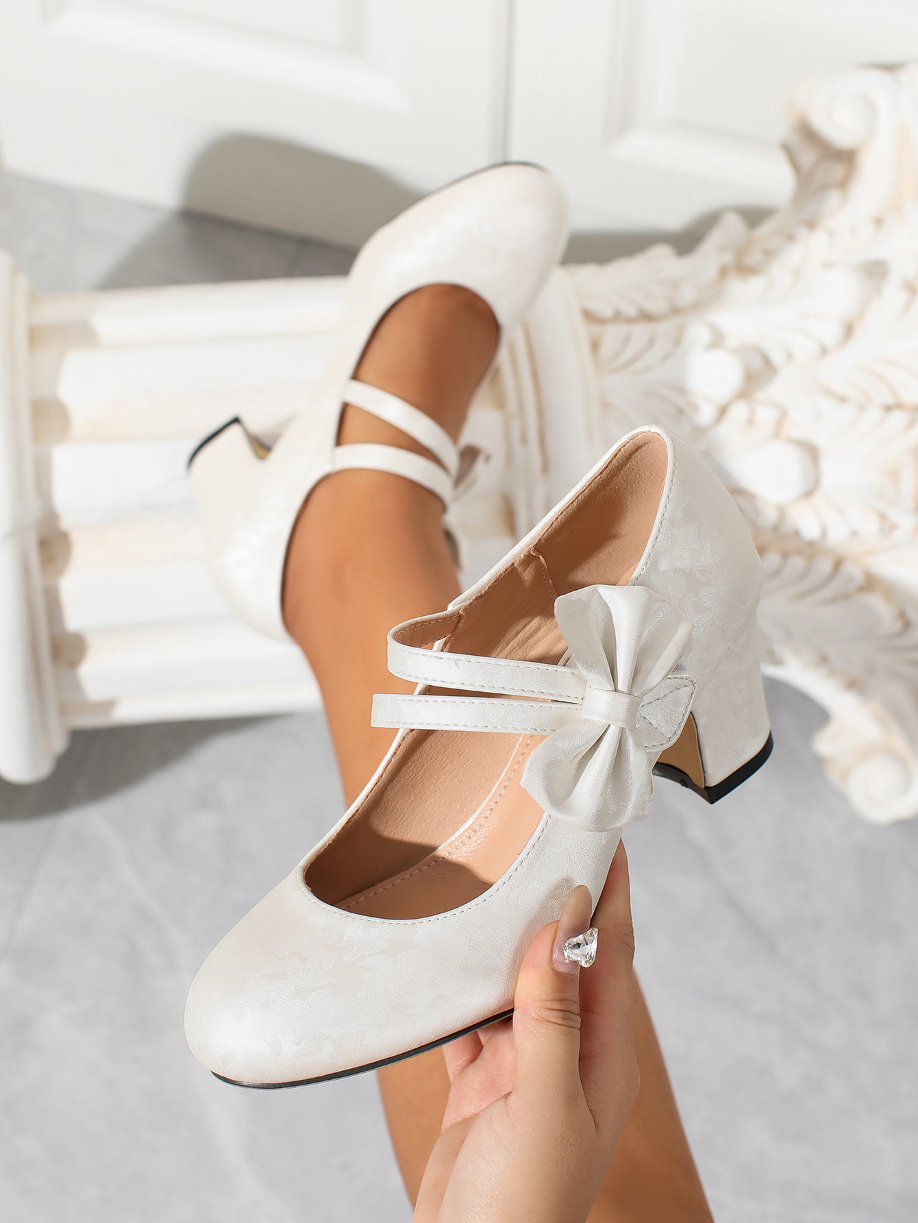 Large size women's shoes bow M - огляд і ціна Women Formal Wear Shoes